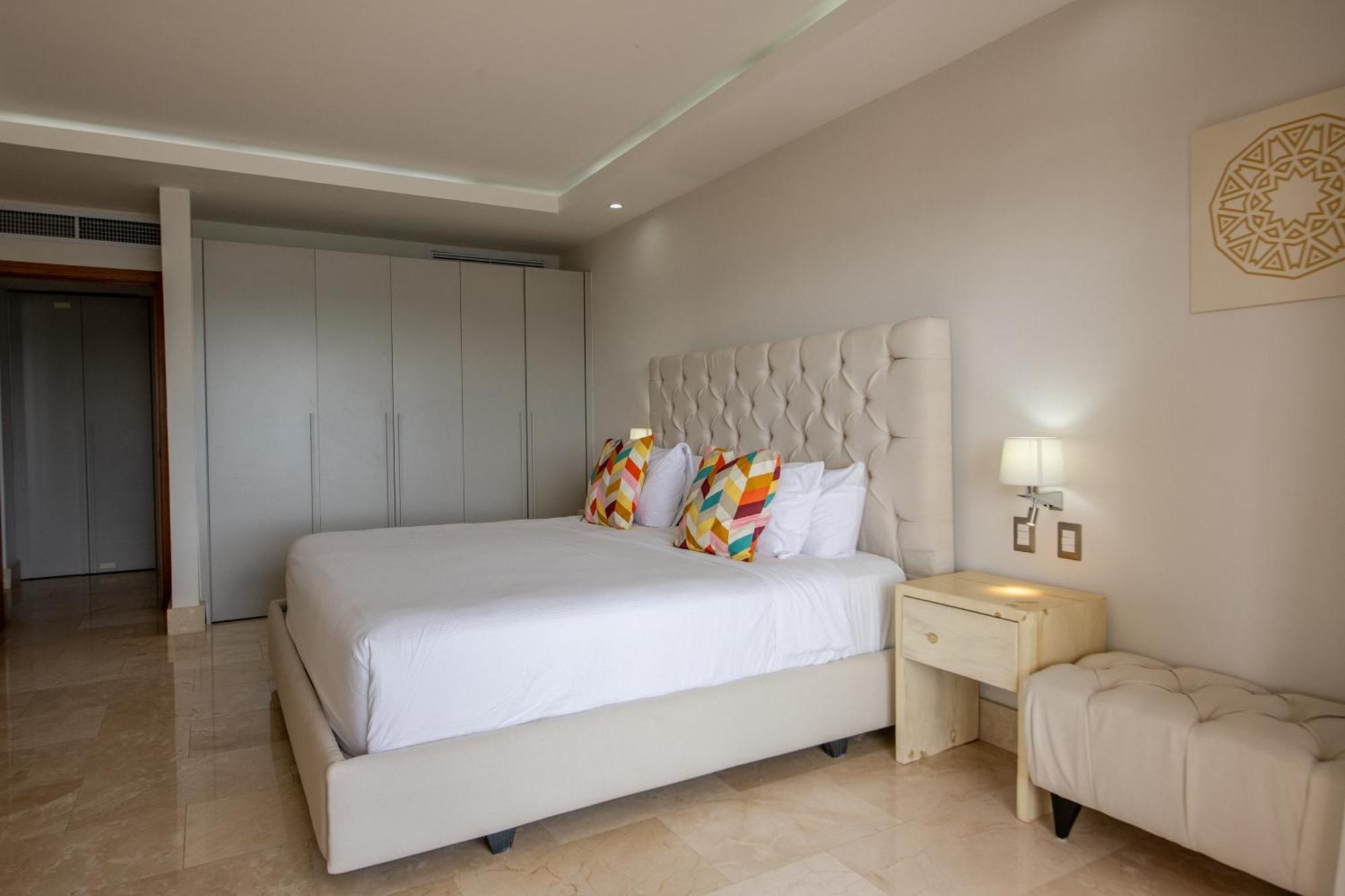 Hacienda Samana Bay Hotel Exterior foto A bedroom at the hotel