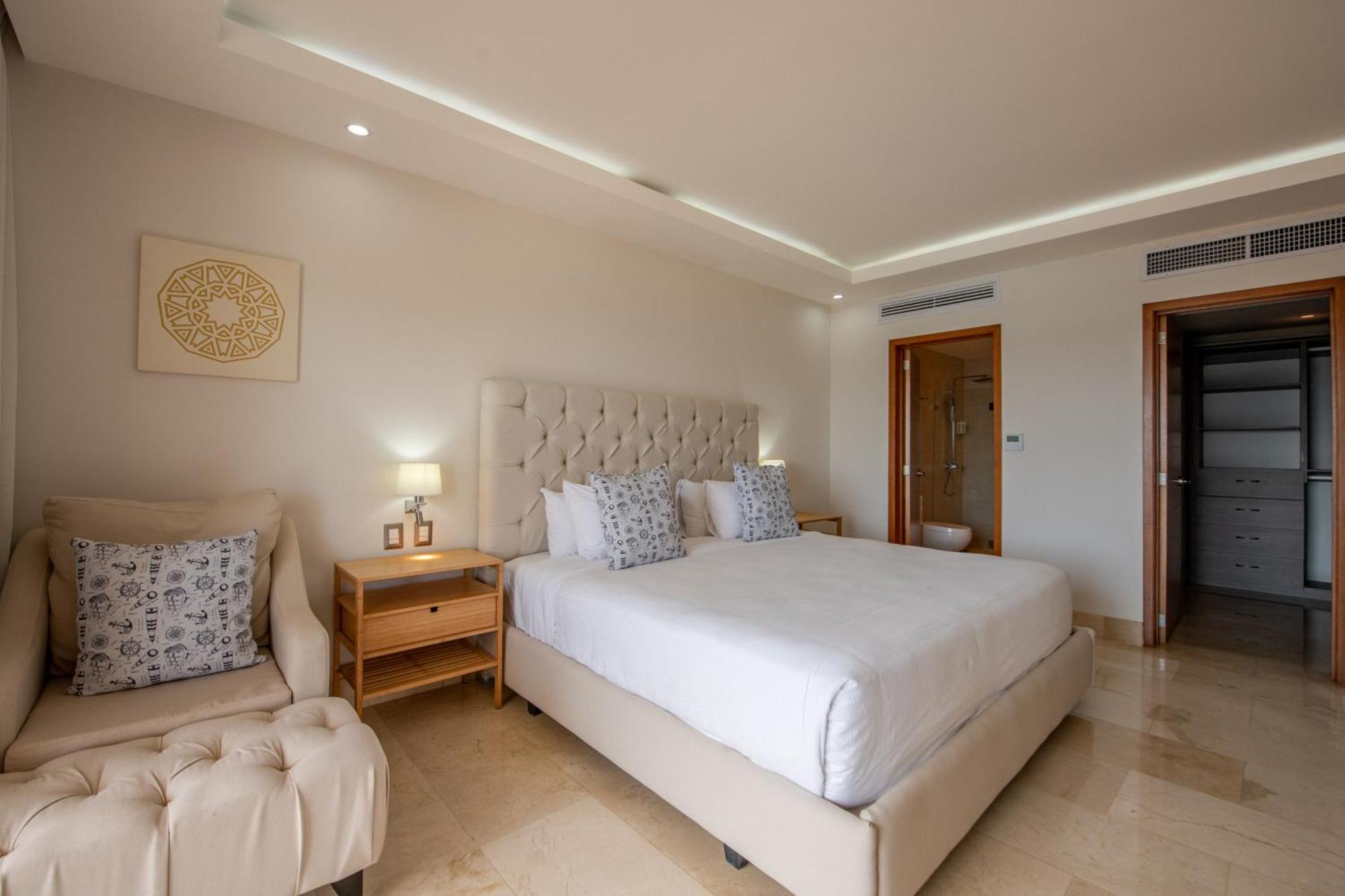 Hacienda Samana Bay Hotel Exterior foto A bedroom at the hotel