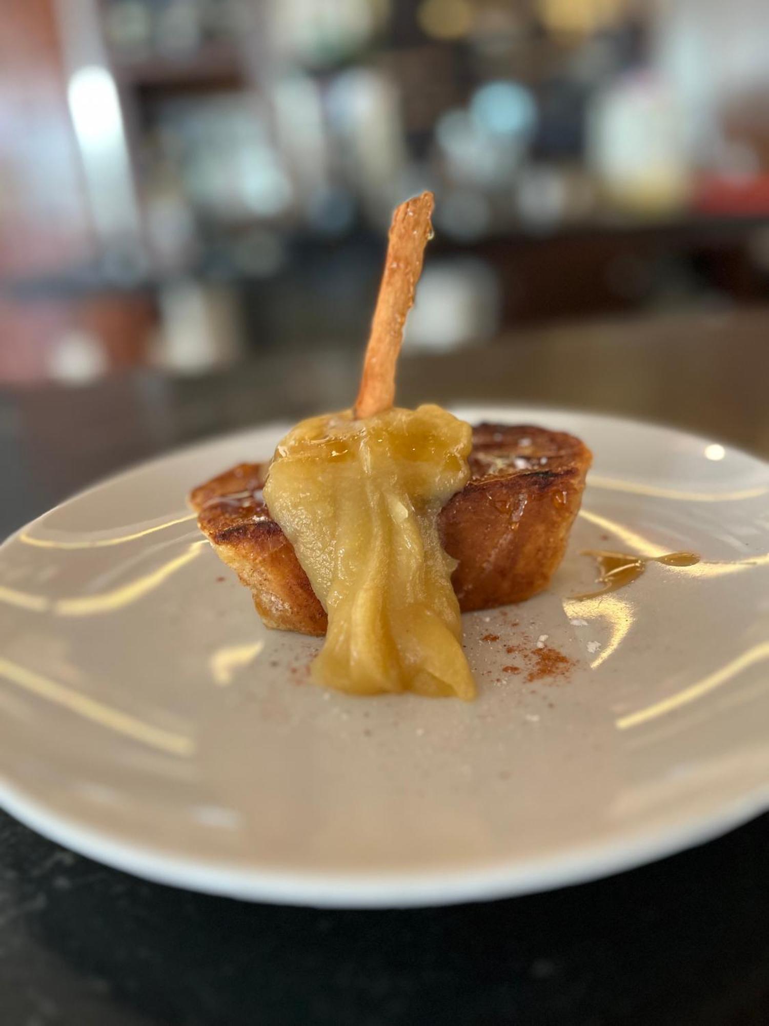Hacienda Samana Bay Hotel Exterior foto A piece of bread with a dab of mustard